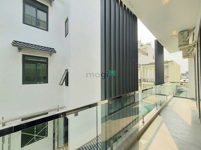 Hình ảnh Cho Thuê Căn Hộ Quận Bình Thạnh Gần Landmark - Full Nội Thất -ban công