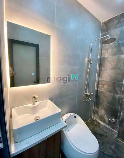 Hình ảnh SỐC CỰC KÌ Đoàn Văn Bơ Q4 1tỷ570 3PN SHR
