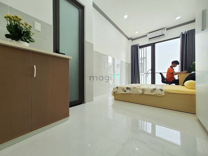 Hình ảnh Cho Thuê Căn Hộ Quận Bình Thạnh Gần Landmark - Full Nội Thất -ban công