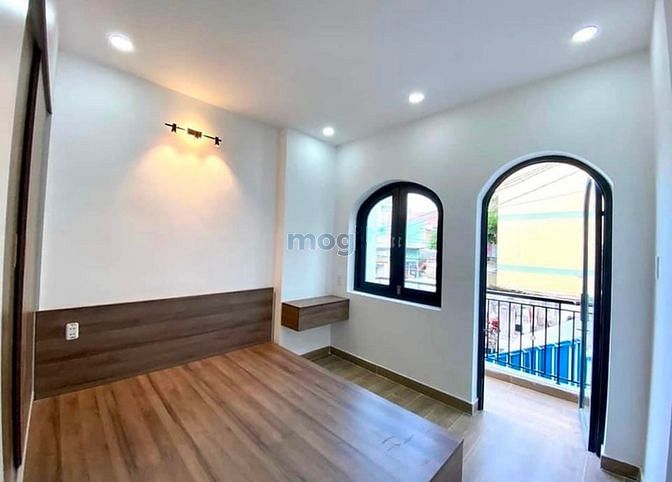 Hình ảnh SỐC CỰC KÌ Đoàn Văn Bơ Q4 1tỷ570 3PN SHR