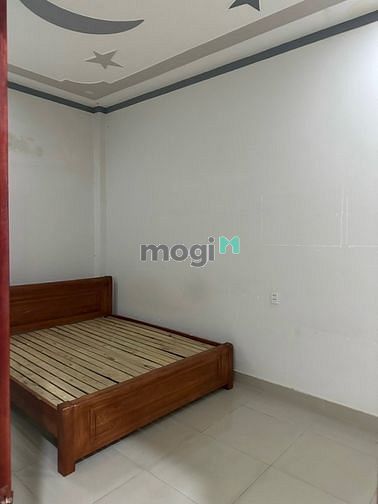 Hình ảnh Thua độ bóng đá cần bán gấp nhà trả nợ