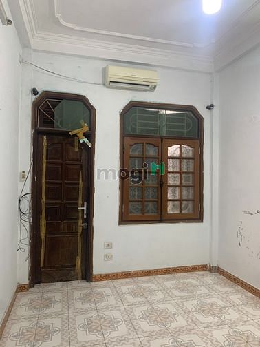 Hình ảnh Cho Thuê Nhà Chùa Bộc , DT: 45m2 x 4 tầng , giá 15tr / tháng