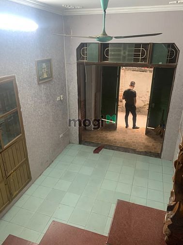 Hình ảnh Cho Thuê Nhà Chùa Bộc , DT: 45m2 x 4 tầng , giá 15tr / tháng