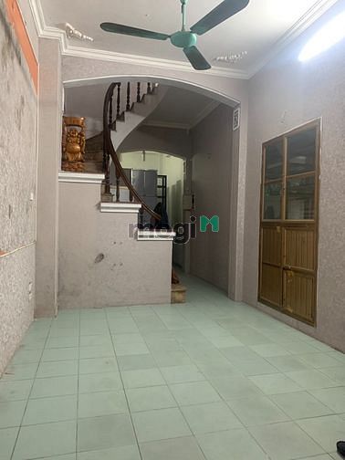 Hình ảnh Cho Thuê Nhà Chùa Bộc , DT: 45m2 x 4 tầng , giá 15tr / tháng