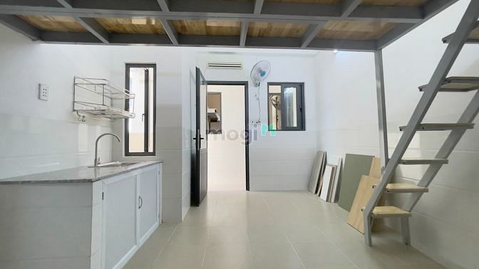 Hình ảnh Mb6623 nạp rút nhanh chóng dịch vụ ngay gần Lotte Mart Cộng Hòa có thang máy và ban công