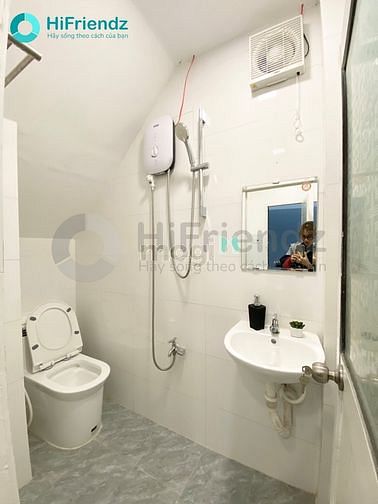 Hình ảnh Nhà đúc - 1Trệt 1 Lầu - Lê Văn Thịnh Q2