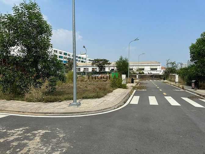 Hình ảnh Chỉ 1,6 tỷ mua ngay lô đất - TT Q. Bình Tân, gần CC Akari, shr giá rẻ.