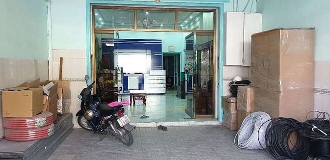 Hình ảnh Nhà nguyên căn mặt tiền 125m2 8pn lý phục man quận 7