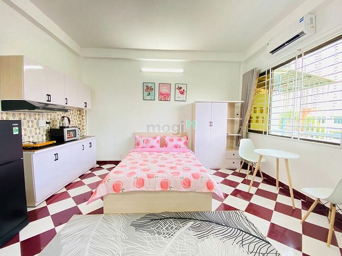 Hình ảnh Cho Thuê Căn Hộ Full Nội Thất_Cửa Sổ Lớn_Quận 10