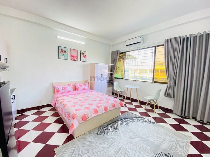 Hình ảnh Cho Thuê Căn Hộ Full Nội Thất_Cửa Sổ Lớn_Quận 10