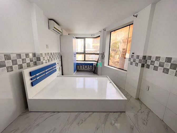 Hình ảnh Căn Hộ Mới Xây - Bancol Cửa Sổ Lớn - Nội Thất Mới 100% - Kế ĐH Hoa Sen