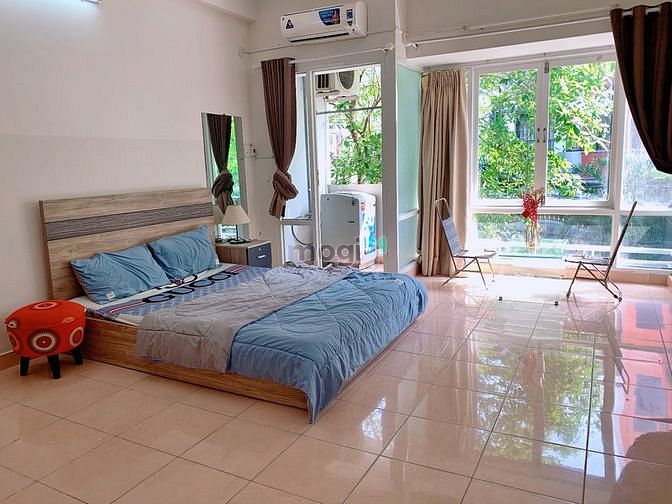 Hình ảnh Phòng ban công 35m2 full nội thất Q7 cạnh Lotte