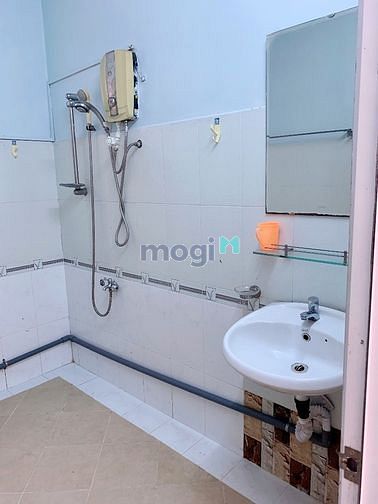 Hình ảnh Phòng ban công 35m2 full nội thất Q7 cạnh Lotte