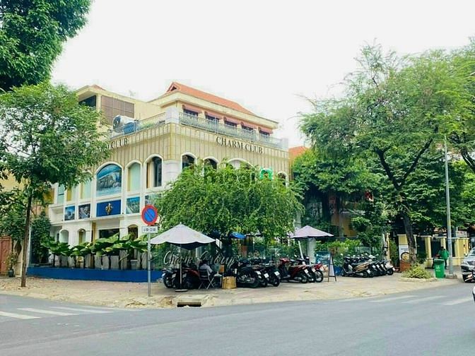 Hình ảnh Cho thuê góc 2 MT Võ Văn Tần 15x20