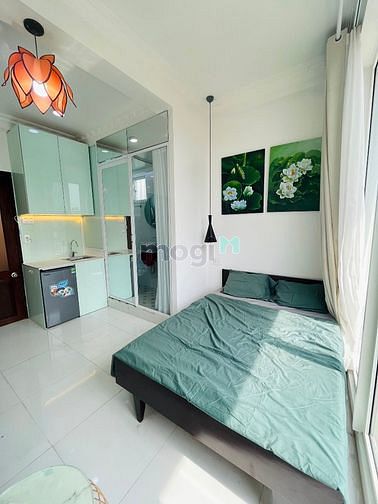 Hình ảnh Studio nhìn ra Hoa Lư quận 1 ban công gần đường tôn đức thắng