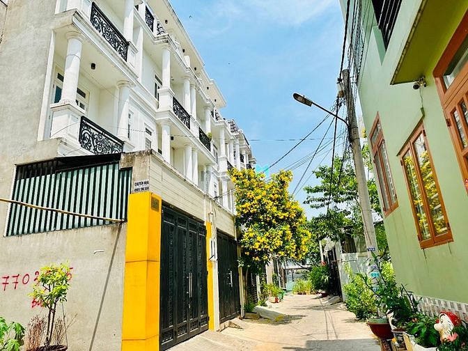 Hình ảnh Lô góc hẻm 652 quốc lộ 13 Thủ Đức cực đẹp
