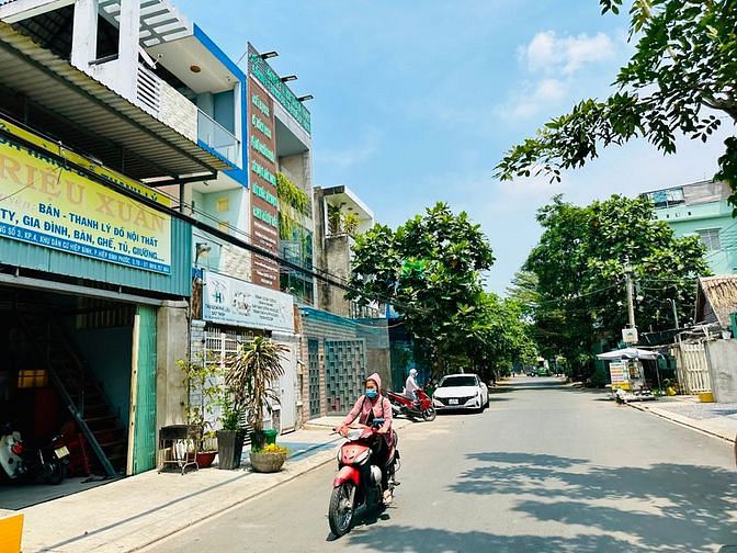 Hình ảnh Lô góc hẻm 652 quốc lộ 13 Thủ Đức cực đẹp