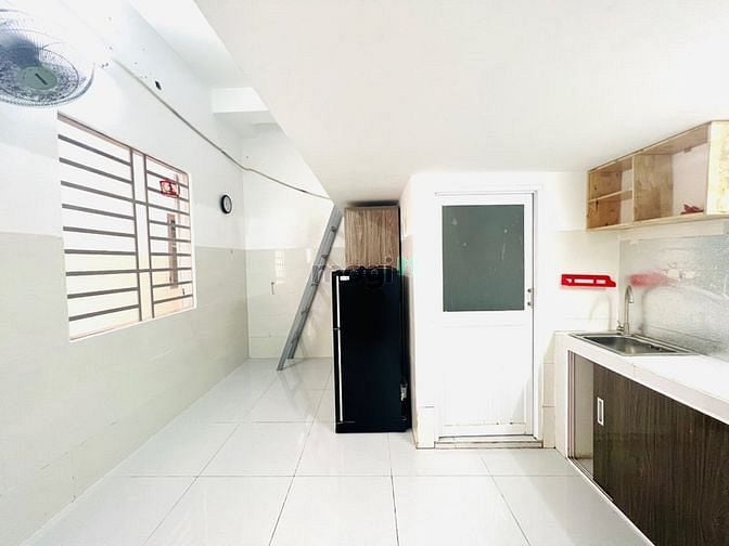 Hình ảnh Phòng Gò Vấp, thoáng mát, đầy đủ nội thất gần CV Phần Mềm Quang Trung