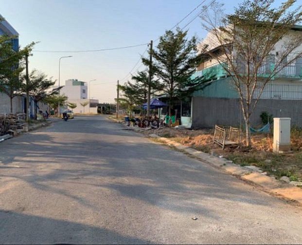 Hình ảnh Bán gấp lô đất đường Bưng Ông Thoàn, Phú Hữu Quận 9 Giá 2,1 tỷ. Sổ sẵn
