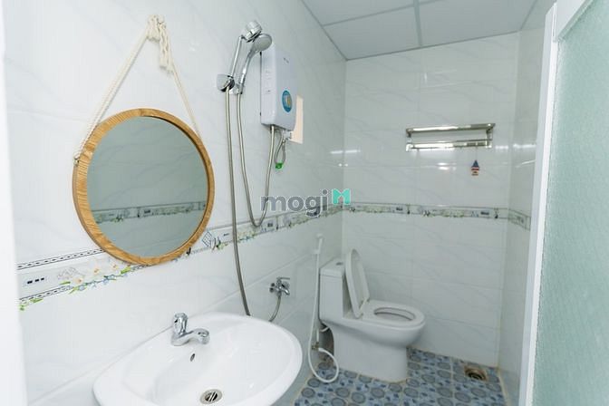 Hình ảnh Căn Duplex có bancol mới xây gần Etown Cộng hòa