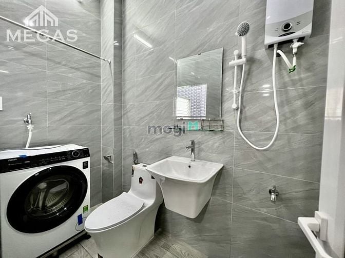 Hình ảnh CHDV mới full nội thất_máy giặt riêng_ngay sát Gò Vấp_view Sân Bay
