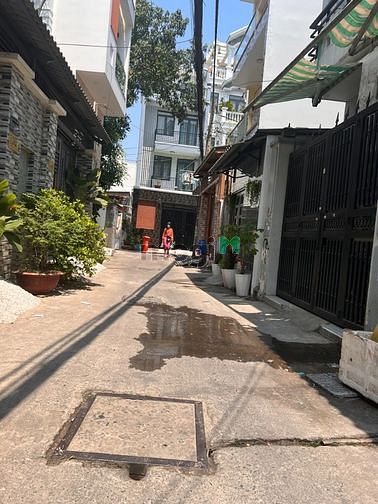 Hình ảnh Bán CHDV đang TN 60tr/ tháng, HXH Phạm Văn Bạch P15 , 4 lầu