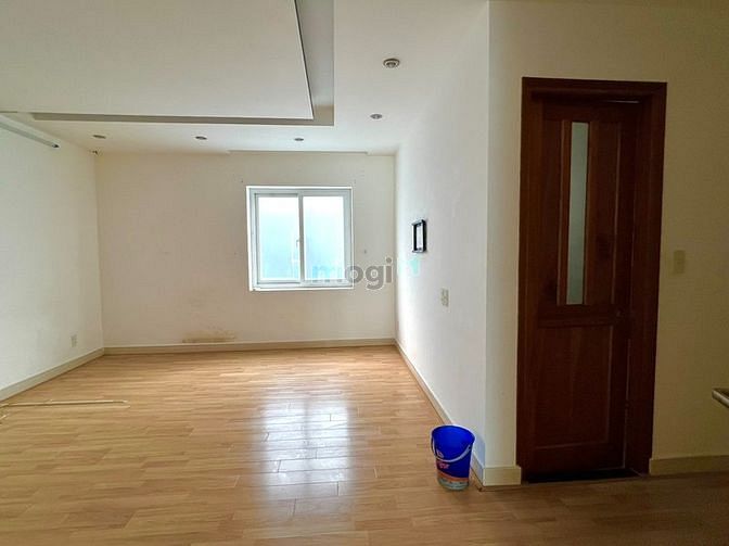 Hình ảnh Cho thuê nhà phố Mỹ Toàn mặt tiền đường Nguyễn Văn Linh, Quận 7