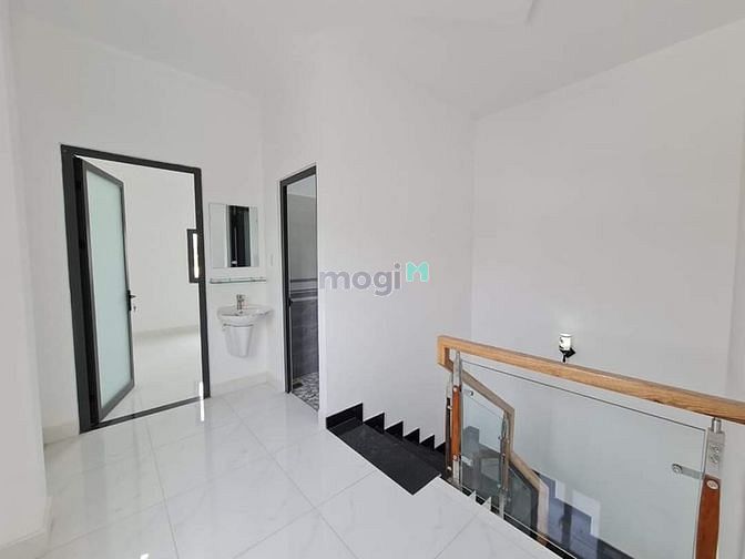 Hình ảnh Hạ giá bán gấp nhà lái thiêu 92