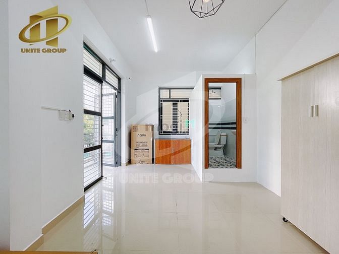 Hình ảnh Căn studio bancol lớn ngay KCX Tân Thuận Quận 7