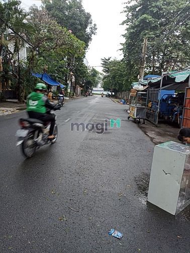 Hình ảnh Kho 400m2 đường xe Cont 40fit khu Tên lửa gần Aeon