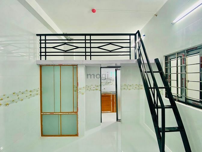 Hình ảnh Duplex Ban Công - Cửa Sổ Full Nội Thất Gần Sân Bay