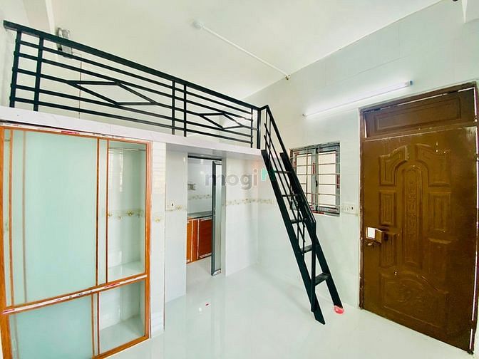 Hình ảnh Duplex Ban Công - Cửa Sổ Full Nội Thất Gần Sân Bay