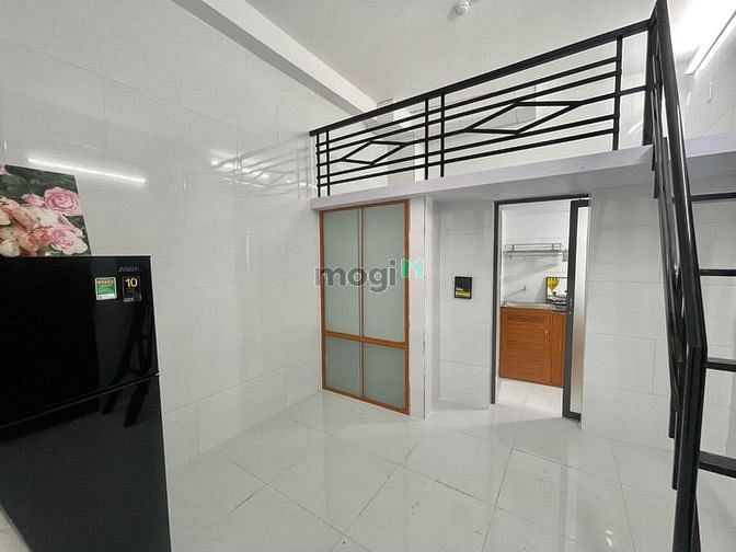 Hình ảnh Duplex Ban Công - Cửa Sổ Full Nội Thất Gần Sân Bay