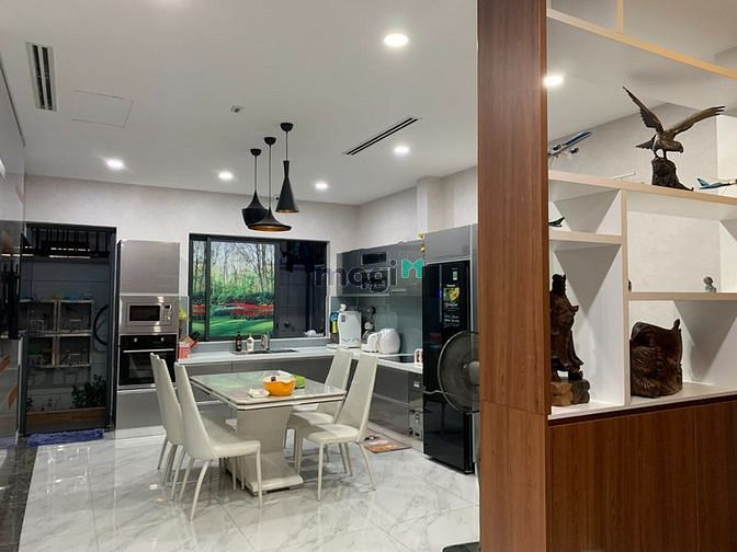 Hình ảnh Cho thuê biệt thự phố sang chảnh tại khu Lavila Kiến Á - Nhà Bè