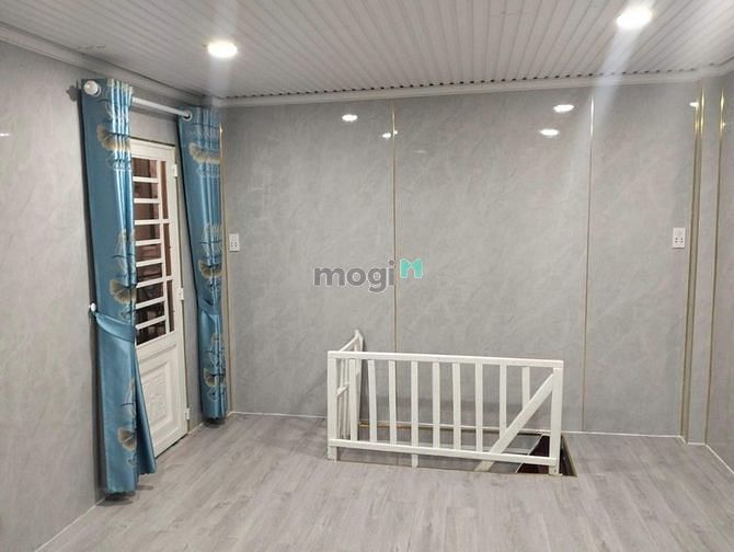 Hình ảnh Bán nhà Tân Phú chỉ 1 tỷ 650tr gần CA Quận
