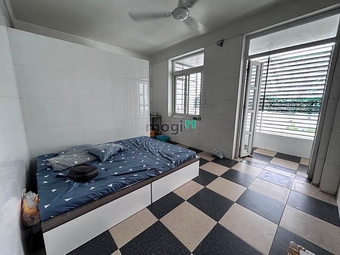 Hình ảnh Studio ban công nội thất cơ bản đối diện aeon tân phú
