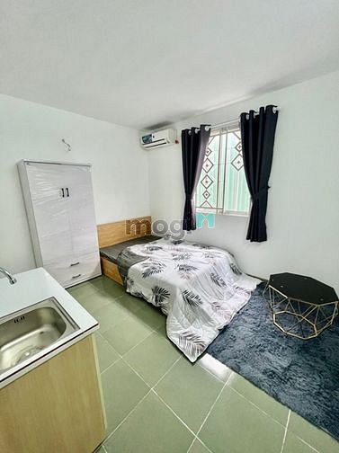 Hình ảnh Trống sẵn Studio cửa sổ thoáng mát Quận 3 gần ngã 7 Lý Thái Tổ