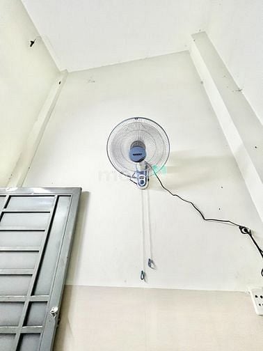 Hình ảnh Còn trống 1 phòng mới xây ngay ngã 4 gò mây