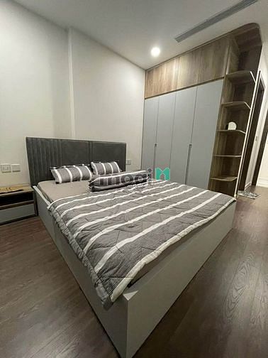 Hình ảnh Duplex La Astoria có 2 phòng ngủ, nội thất cơ bản.