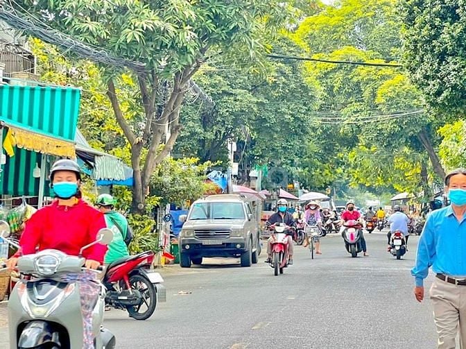 Hình ảnh Đất thổ cư 100% thuộc Bình Chánh SHR