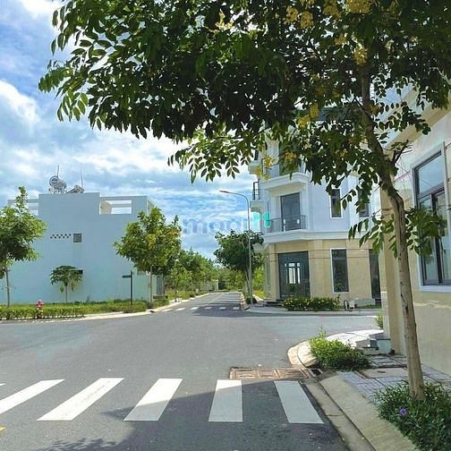 Hình ảnh Đất thổ cư 100% thuộc Bình Chánh SHR