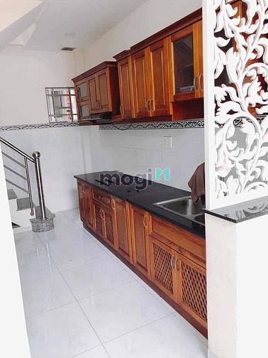 Hình ảnh Nguyên căn mặt tiền đường số Tân Quy Q7