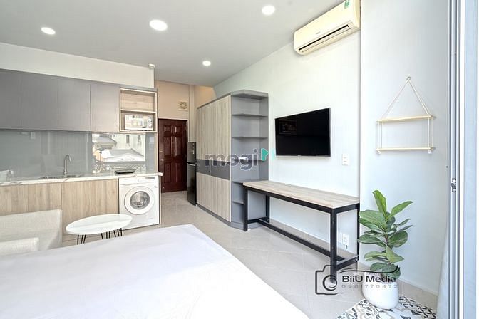 Hình ảnh CH Studio Full Nội Thất Cao Cấp Ban Công Cửa Sổ Thoáng Mát Đề Thám Q1