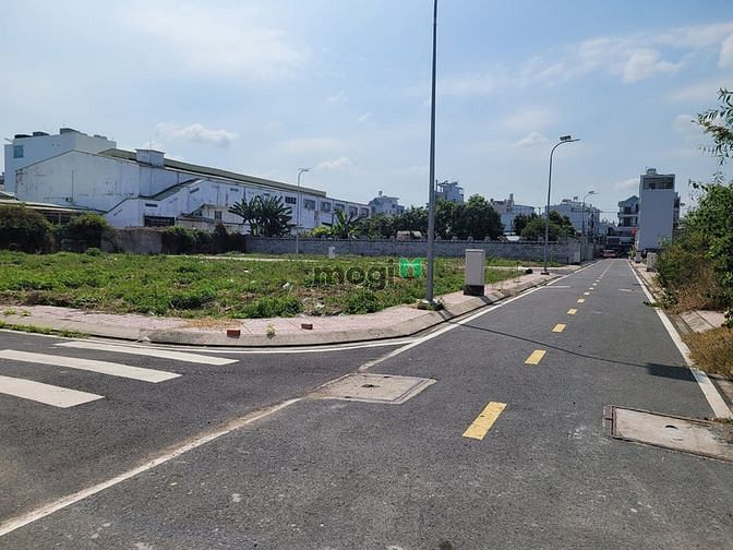 Hình ảnh Cần tiền bán gấp Đất khu phân lô hẻm 368 lê văn quới