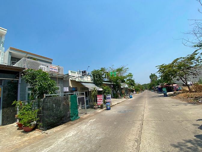 Hình ảnh Chủ đất bán 300m2 thổ cư ngay Trường, liền kề ĐH Việt Đức