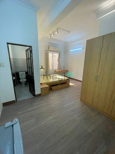Hình ảnh Quận 1 nhà mới xây studio full nội thất ban công ngay chợ Tân Định
