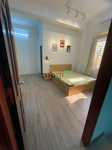 Hình ảnh Quận 1 nhà mới xây studio full nội thất ban công ngay chợ Tân Định