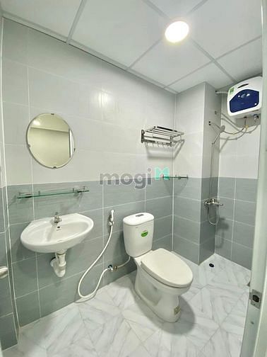 Hình ảnh Studio Quận 1 (Gần Bùi Viện) trong toà nhà