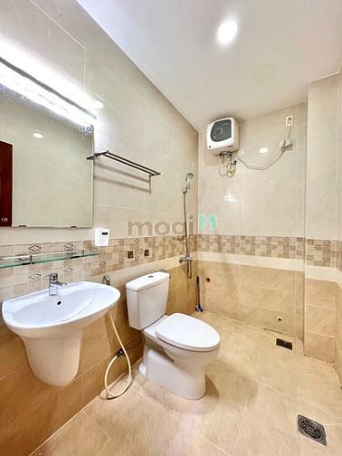 Hình ảnh Mb6623 nạp rút nhanh chóng cao cấp, bancol lớn đối diện svđ Phú Thọ Quận 10, ở được ngay