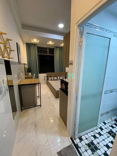 Hình ảnh CHDV Cửa sổ lớn. Full nội thất. như hình. Q10